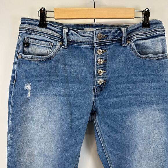 KanCan Estilo Medium Rise Distressed Knee Butterfly Button Jeans Womens 15/31 - Picture 6 of 16